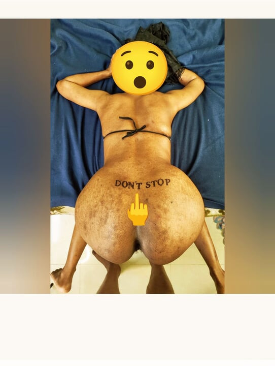 รอยสักที่สร้างแรงบันดาลใจบนตูดใหญ่ของเมียกูอย่าหยุด