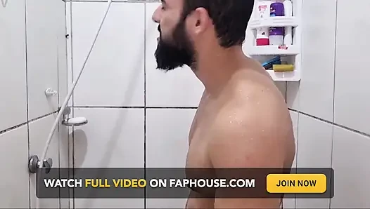 Stepmom in the Kitchen Stepson Looking at Me Playing Handjob