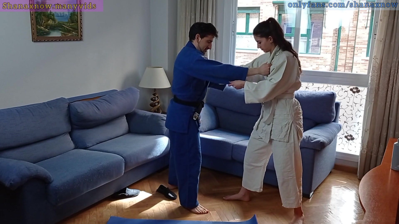 18歳ティーンのフェラチオ、ファック＆口内射精。 Shanaxnow