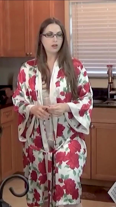 Getting My Big Ass Step Mom Madisin Lee Pregnant | Clip 1