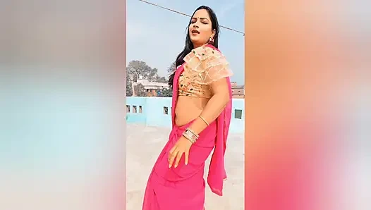 Dicker schwanz jIJA JI von SAALis sexy körper verführt, fickte ihre enge muschi und arsch Hindi audio