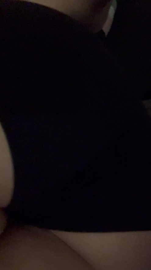 Wet pussy has wet handsfree pulsating orgasm