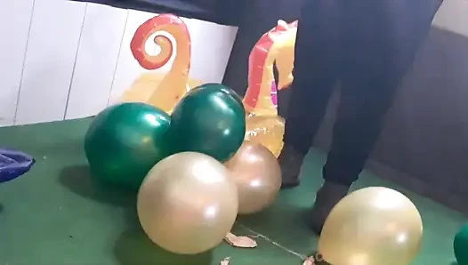 Balloon Garland: How Long Will the Balloons Stay Intact?