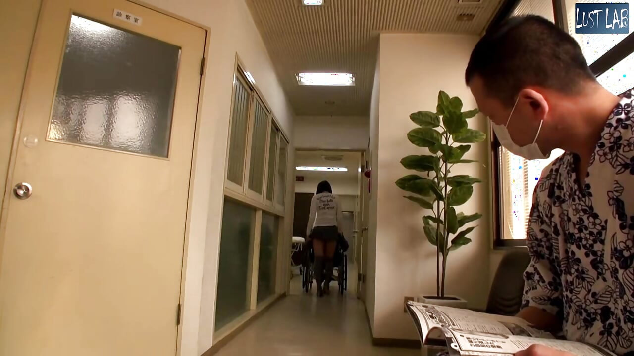 병원 침대 옆 긴장 - 예상하지 못하는 감정을 깨우는 기회를 엿볼 수 있습니다 - 1부