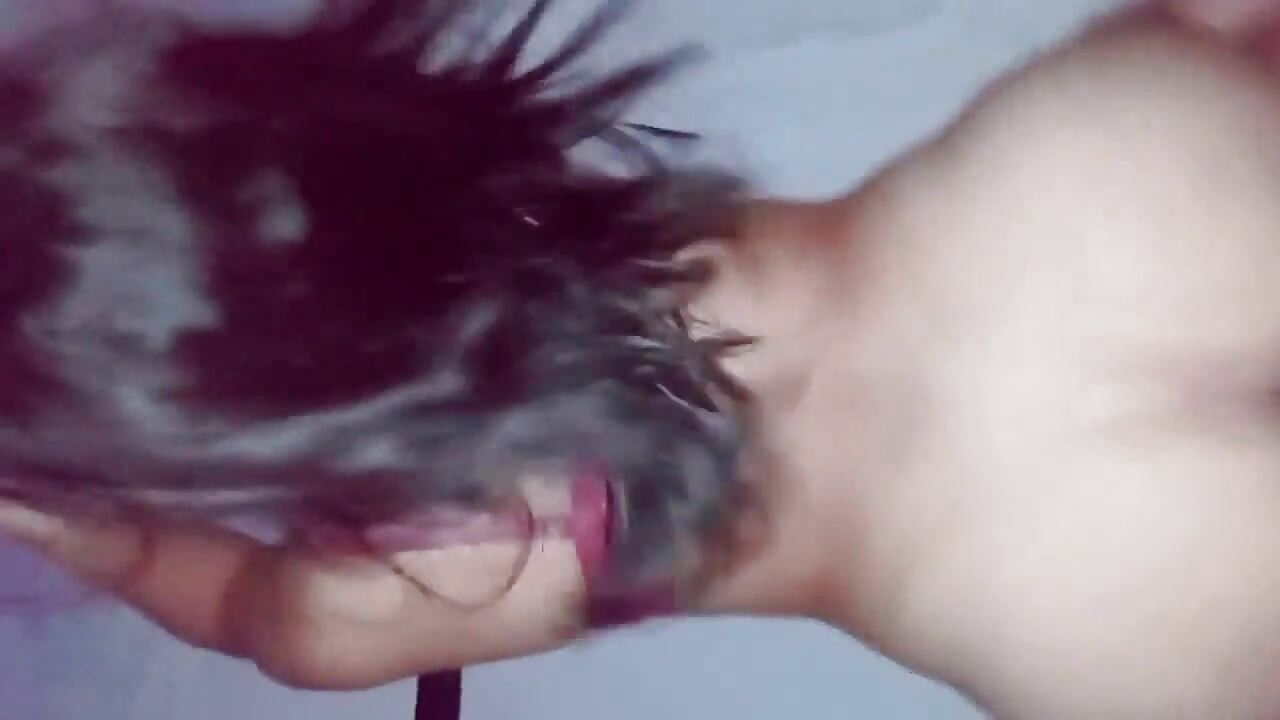 Empregada fodida de ambos os lados