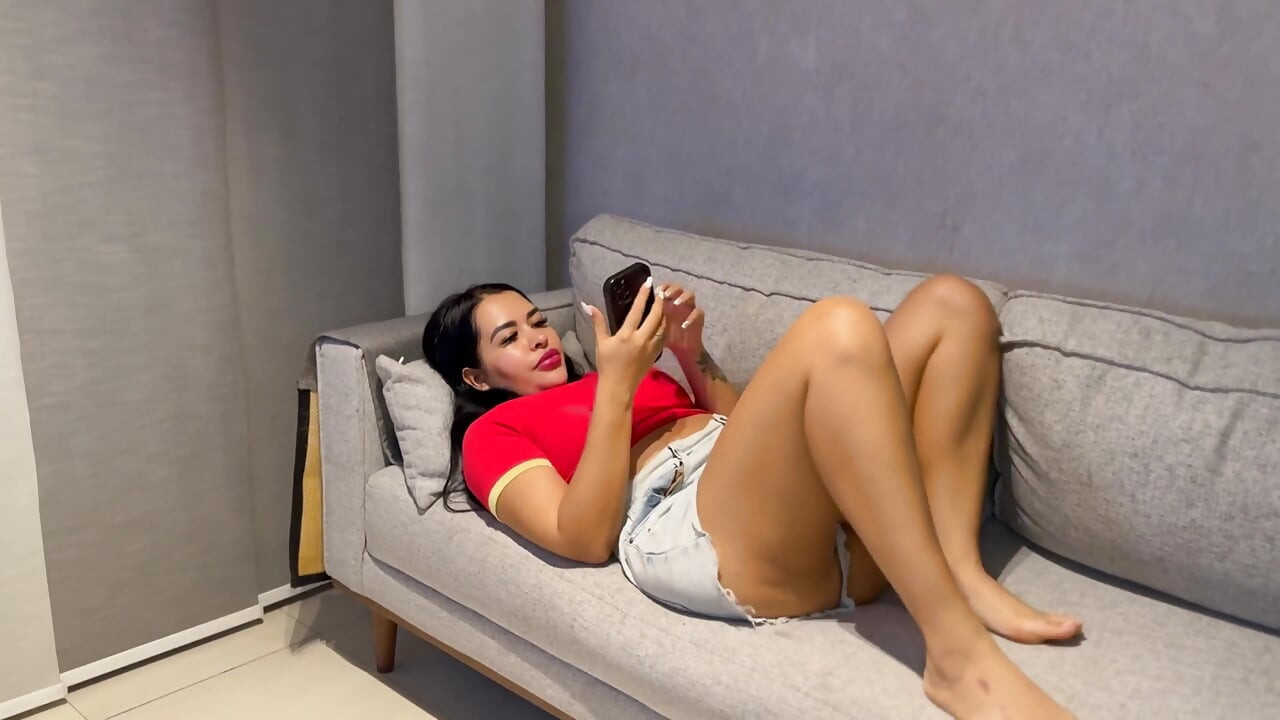 Accidental Video Call with Vinycius, My Pussy Gets Wet After Seeing Her Face and Her Big Cock