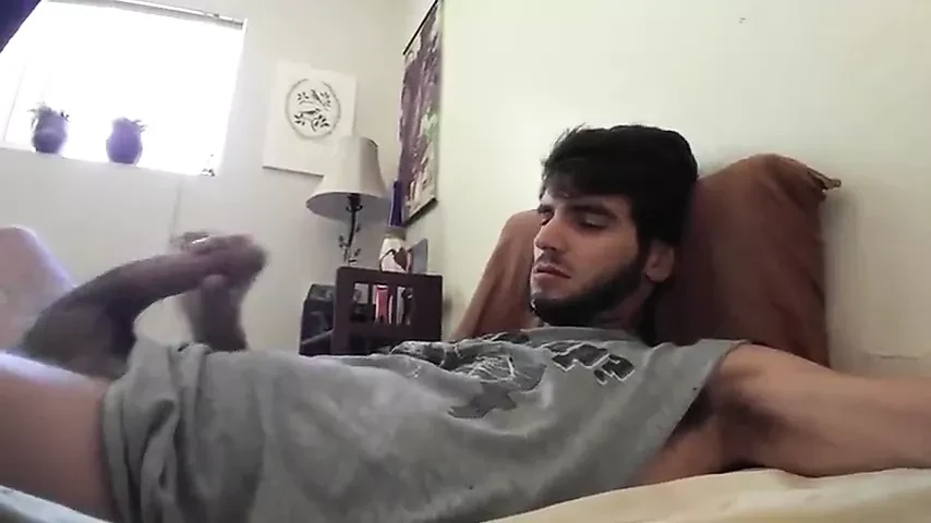 Ogroman cumshot