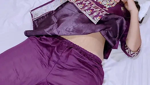 Geiles nepali-schätzchen mit dickem arsch im doggystyle lautes stöhnen