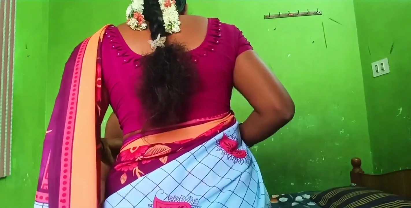 Ammu Remove Saree Romance with Boy Friend