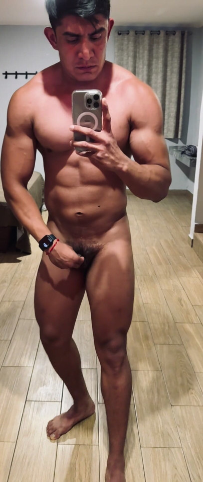 Horny Atletico inter activo pero con ganas de una buena verga