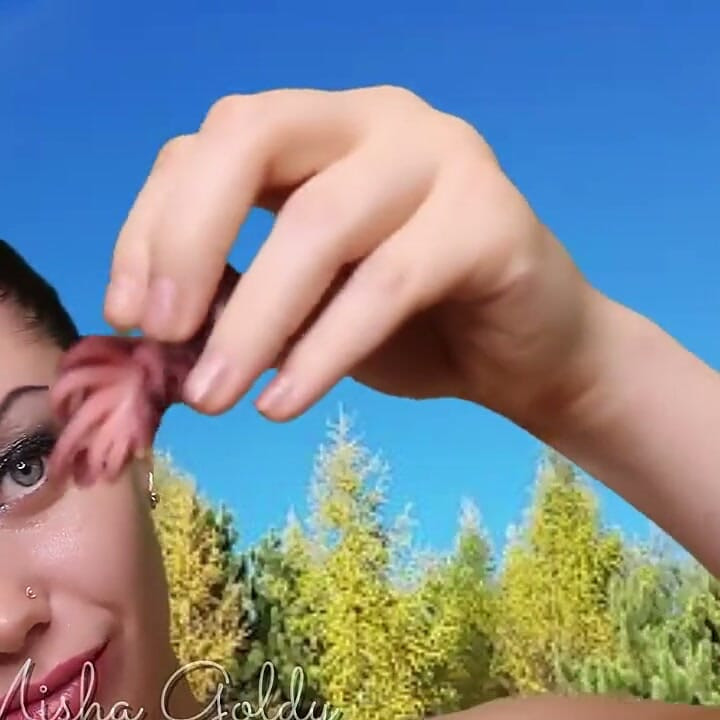 Powerful and Sexy Giantess Is Hungry, and Today Little Human Is My Slave! He Smells so Tasty!