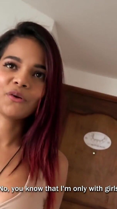 बड़े स्तन वाली लैटिना रंडी शौकिया सेक्स टेप में बड़े गोरे लंड की सवारी करती है देखने का बिंदु रिवर्स काउगर्ल | क्लिप 1