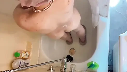 POV Hana in Der Duschzeit