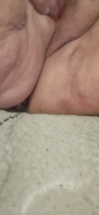 Dirty Talking Milf Housewife plays with her pussy
