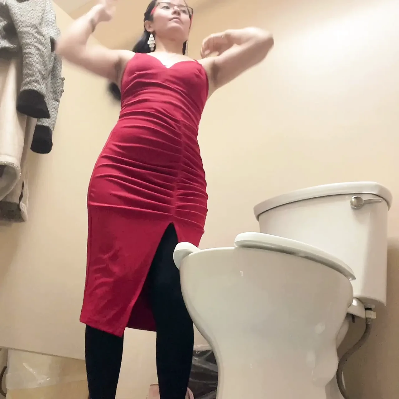 show sexy ass wear red dress in toilet room