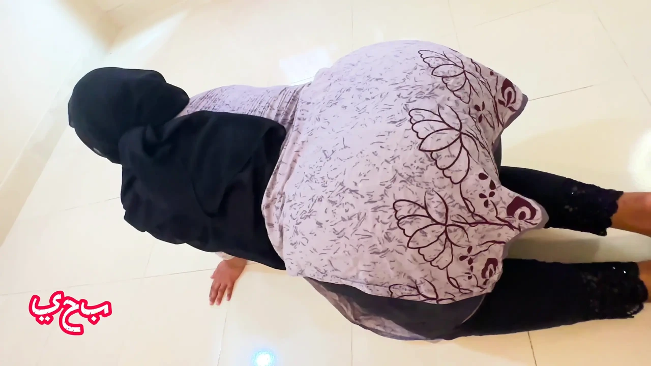 Unexpected Dirty Sex with Arabian Beauty Big Ass & Huge Boobs Maid While She Cleans - Cum Unlimited