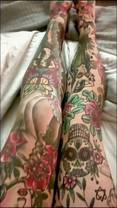 Masturbating and Cumming so Hard in the Middle of the Night