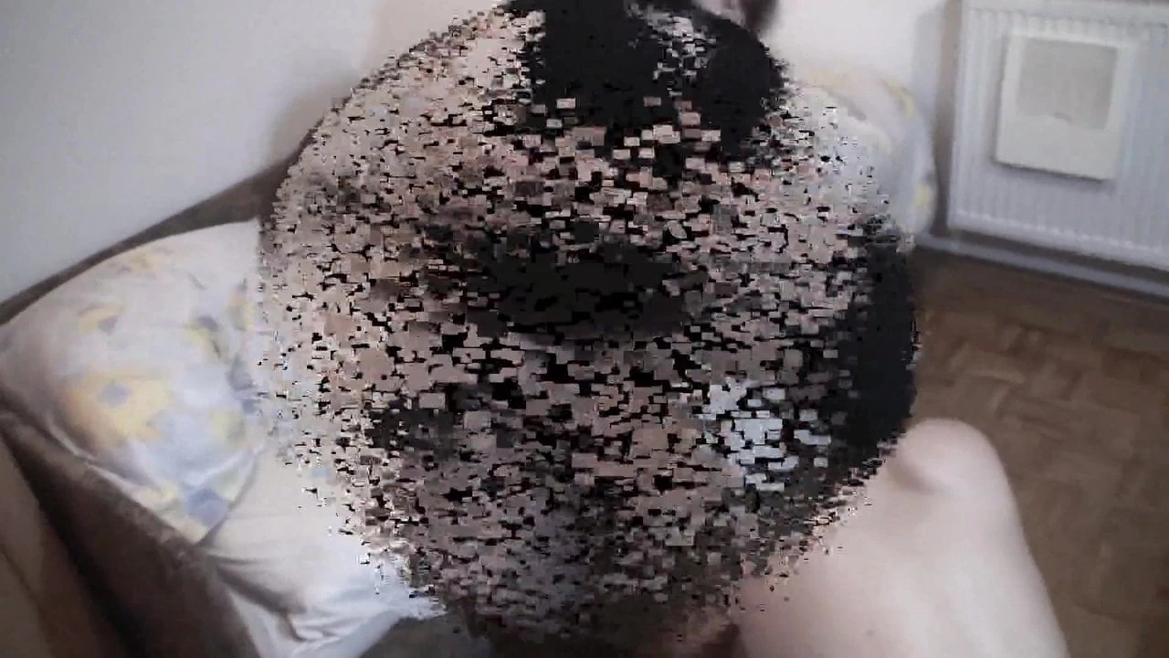 mistress gets pussy licked after wake up
