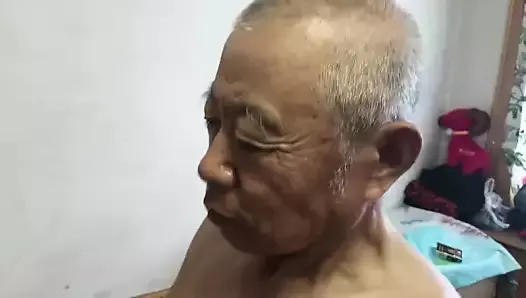 Chinese grandpa fucks whore