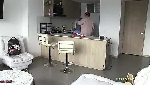 Hizmetçim en muhteşem vücuda sahip bölüm 2
