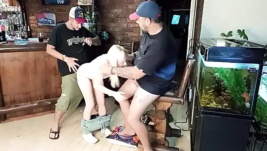 Do naughty guys and one naughty mommy