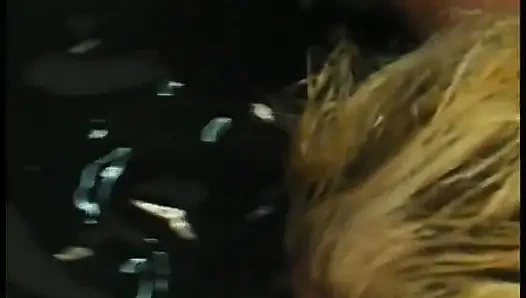 Die versaute fatso-dame Patty Parker liebt es, ihren unaufhaltsamen körper eingeölt und ihre fotze von neugierigem typen mit spielzeug gebohrt zu bekommen