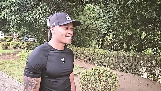 Macht mich, sex im freien in einem Park mit einem Fremden zu haben? - Andrea Castro & Brandon Cruz