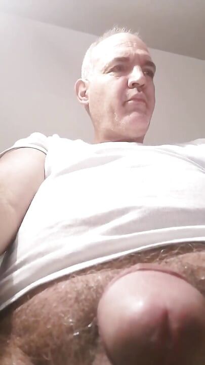 Emisiuni porno online în dimineața italiană!