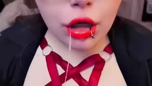 Üvey annenin uslu çocuğu