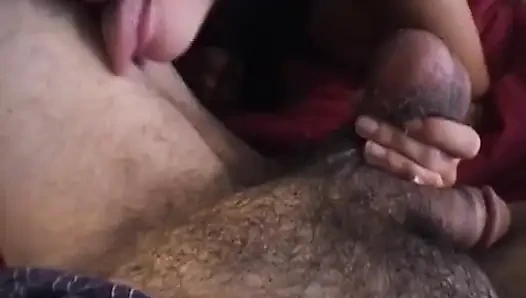 Almanya'dan sevimli hatun yarak emmek için ateşli biliyor