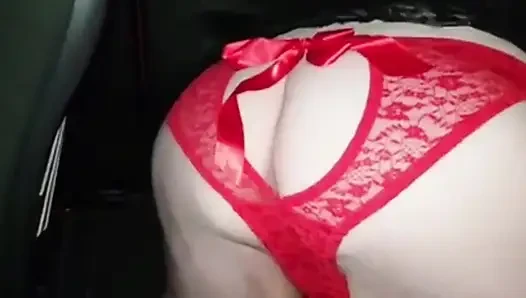 YoungEnglishBBW - Fucking BBC back of my car