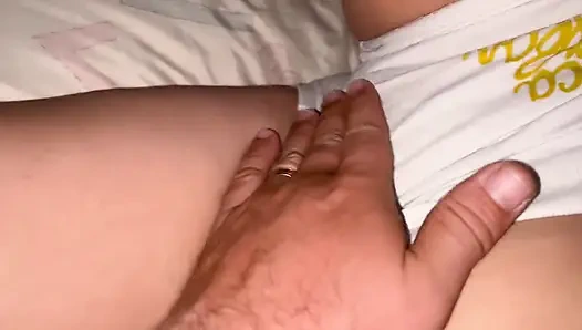 Минет, глубокая глотка, большие сиськи и игра с киской