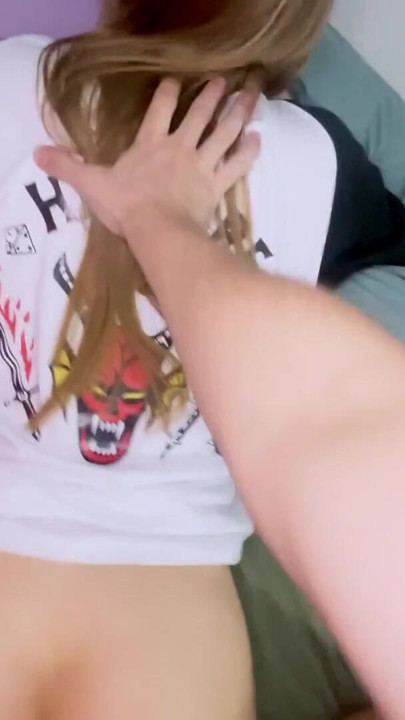 18 ilk kez büyük yarağın tadına bakıyor - çoklu orgazm | Klip 2