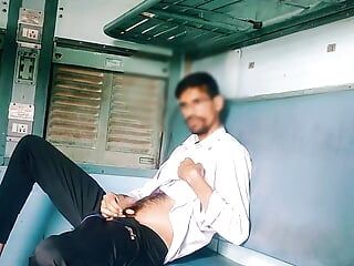 Indický vlak veřejné sexy sexy nahé muže