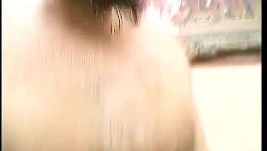 Pria tua suka ngentot dua cewek sekaliir