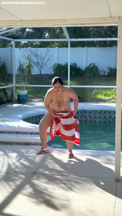 Morning workout done ... time to dip and dry!