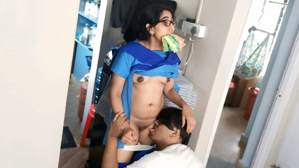 Indiana Bangali em sala de aula sexo choot
