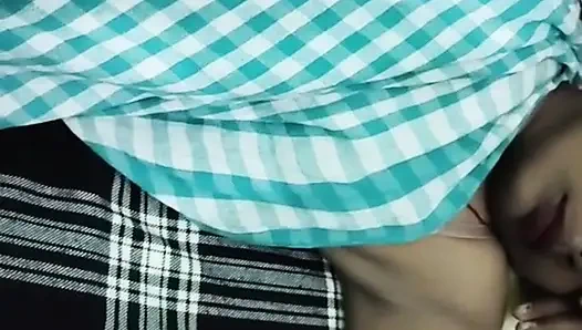 Bhabhi ghar pe thi Akeli Devar Ne Uthaya Opportunity Ka Labh Aur Dal Diya Bhabhi Ke Muh Mein Apna Ling Aur Giraya Bhabhi Ke Muh Mein Apna Ling Ka Pilaya Bhabhi Ko P