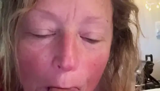 Pouty ehefrau liebt einen harten schwanz