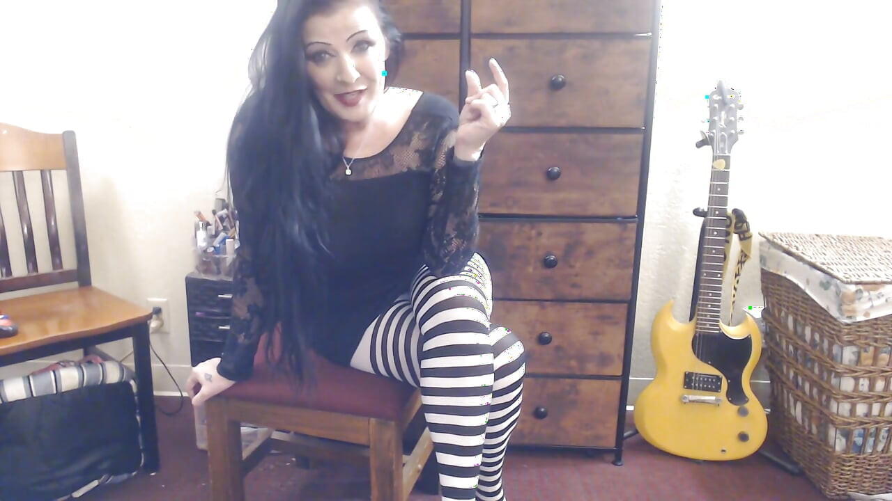 Twój mały penis jest teraz sławny