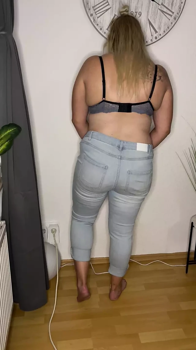 Masturbation while standing, bra & jeans, multiple orgasms, fingering & satisfyer, hot, wet, trembling, moaning, twitching