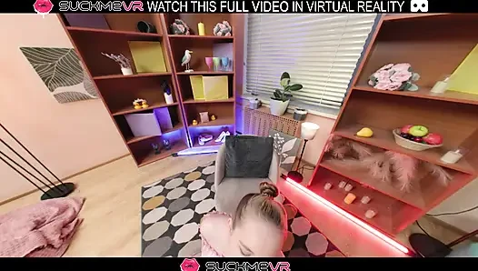 Molly stone si cewek hot rambut pirang lagi asik meringis keenakan sambil dientot habis-habisan - vr.