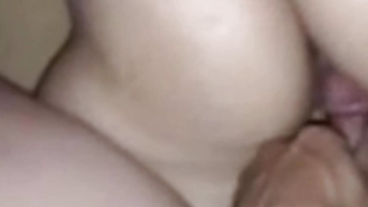 Unexpectedly fucked my step sister virgin tight pussy when nobody was athome