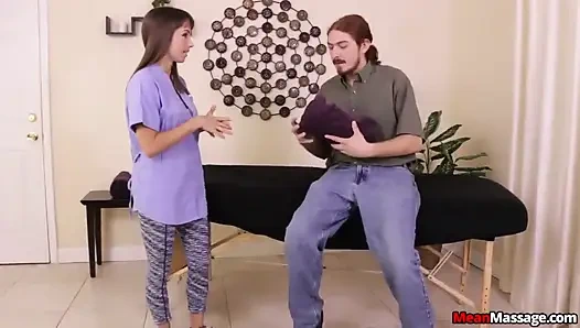 Digodain untuk meledak