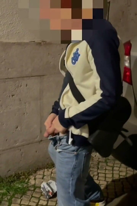 Compilation of Amateur Boys Pissing in the Street