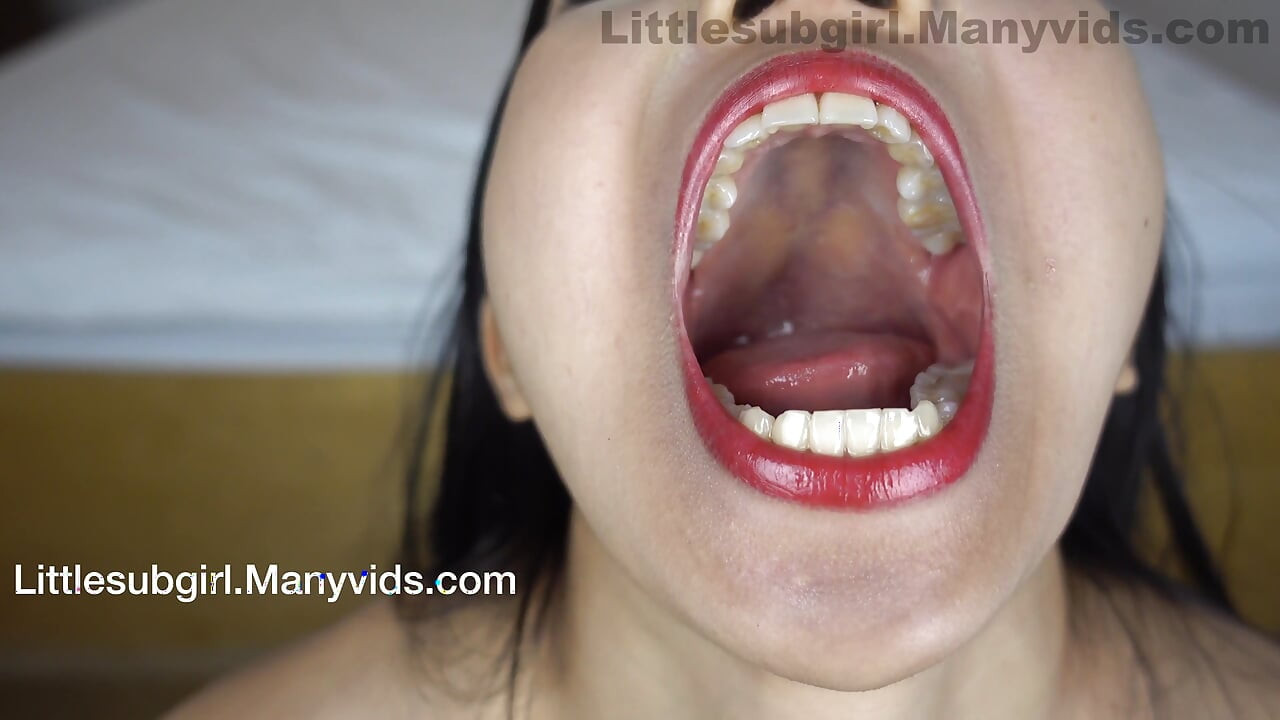 Japanese Girls Mouth Inspection