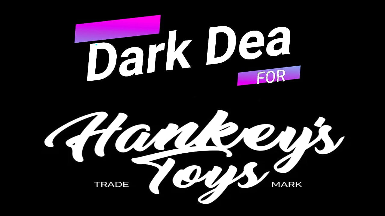 Ratu jalang nakal "Dark Dea" mengongkek 3 amigos dari "Hankey'sToys" part2