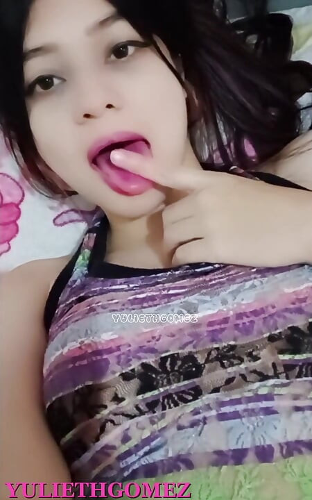 Her Ass Is Better Than Her Vaginal Yuliethgomez ( Casero Real)