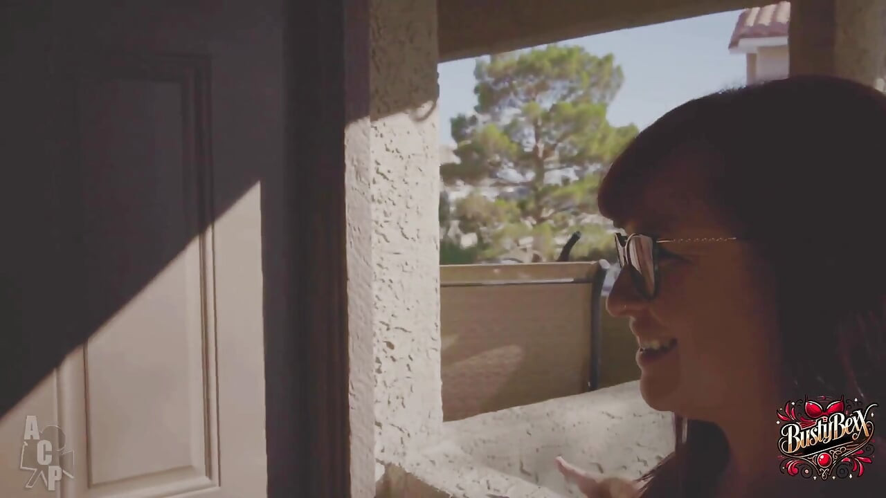 MILF N Cookies with Gibby the Clown & Sierra Spunk