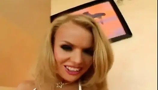 Serial ngentot pantat jadul bareng dora venter